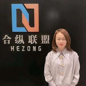 李莎  户外照明女汉子头像