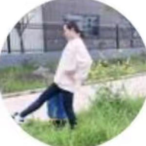 轩杨穿搭头像