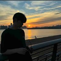 落叶知秋48161头像