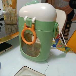 水杯啊头像