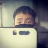 爱喝椰汁的大叔头像