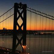 小公司的独立发的个人资料头像