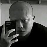 一掳狂飙的撸Sir头像