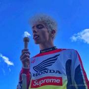 SssYv的个人资料头像