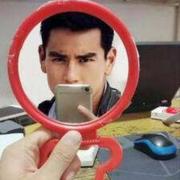 小鱼806的个人资料头像