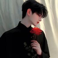 勤劳的冰激凌头像