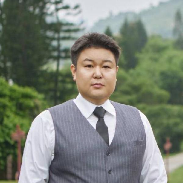 恒兴店张安杨头像