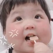 看看人家阿磊的个人资料头像
