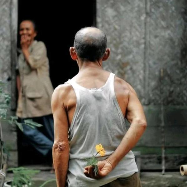 周而复始头像