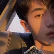 疯自431的个人资料头像