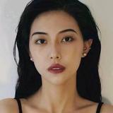 J头像