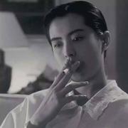 YOLO993的个人资料头像