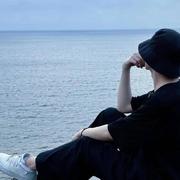 侧耳倾听0的个人资料头像