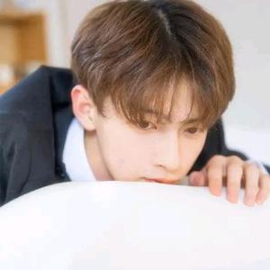 夏了夏≈天头像