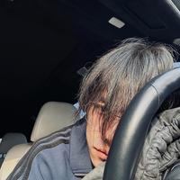 杉曙光头像