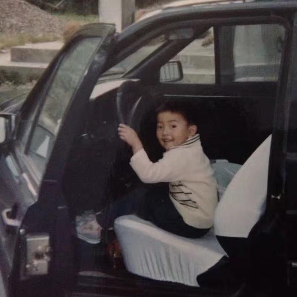 杰哥是车迷头像