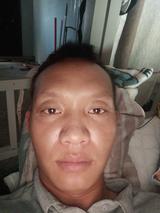 漆露华头像