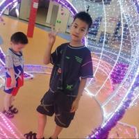 邓灿小哥哥头像