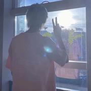 糟糕透了的个人资料头像