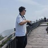 在胸口的位置头像