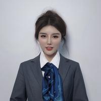 化渟婷头像