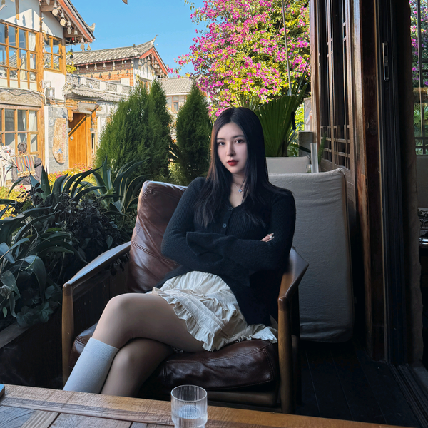 说车的淼淼头像