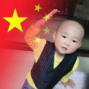 麒麒3W8m头像