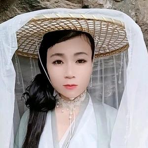 山洞诗人陈婧秋头像