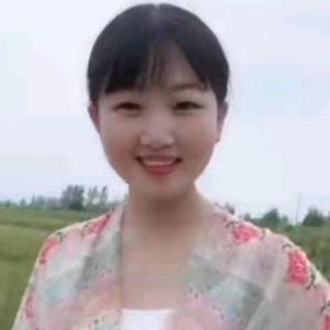 彩云飞吻一轮圆月头像