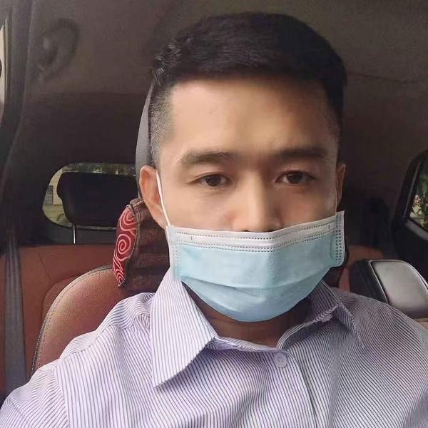 网约车任师傅头像