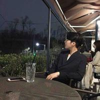 可惜不叻头像