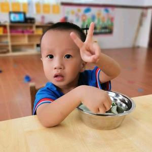 平哥仔谈笑有鸿儒头像