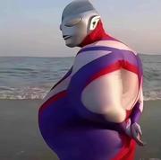 凹凸不慢的个人资料头像