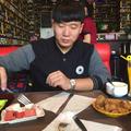 就像索个吻丶头像