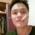 黄湿傅头像