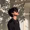 君哉895头像
